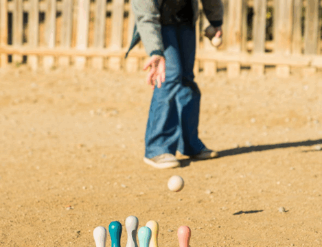 Jeu de Quilles en Bois Vintage – Image 2